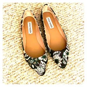 Steve Madden Flats